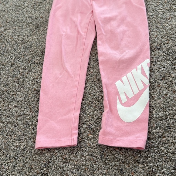 Nike Pink girls Leggings 3t - Picture 2 of 6